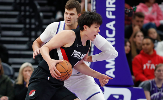 秒内两次犯, 可以说是被 秒内两次犯, 可以说是被